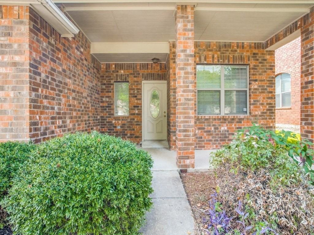 616 Crystal Falls Dr - Photo 2 of 25