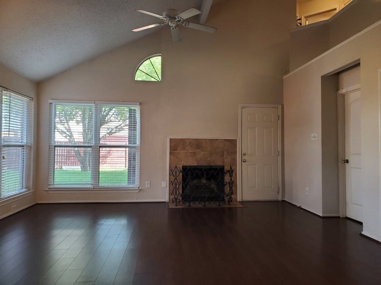 1704 Quail Run Dr - Photo 3 of 14
