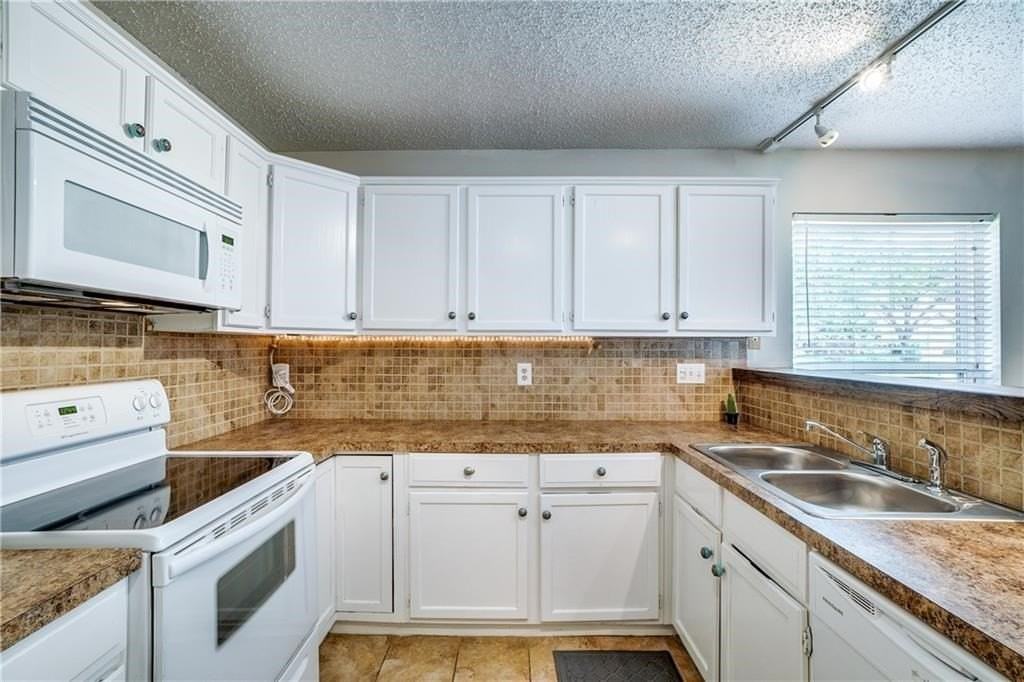 1704 Quail Run Dr - Photo 6 of 14