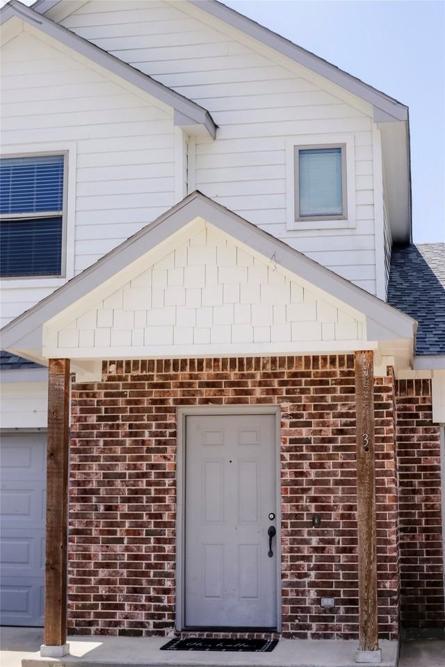 8605 Ellis Dr #2 - Photo 2 of 21
