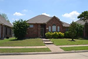 featured image of 6005 Hidden Pine Ln
