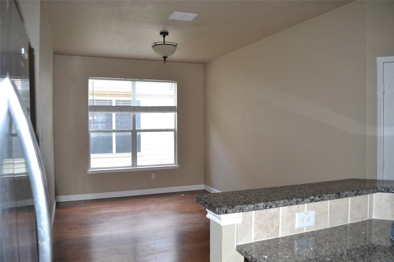 6005 Hidden Pine Ln - Photo 6 of 28