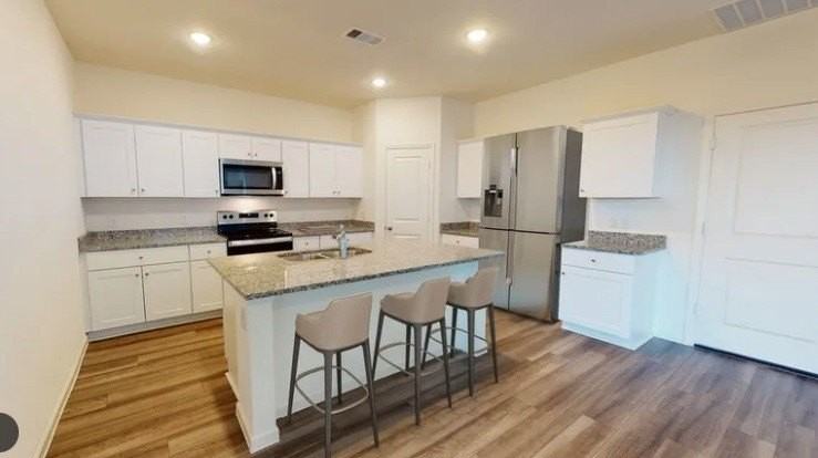 2013 Meadow Park Dr - Photo 5 of 12