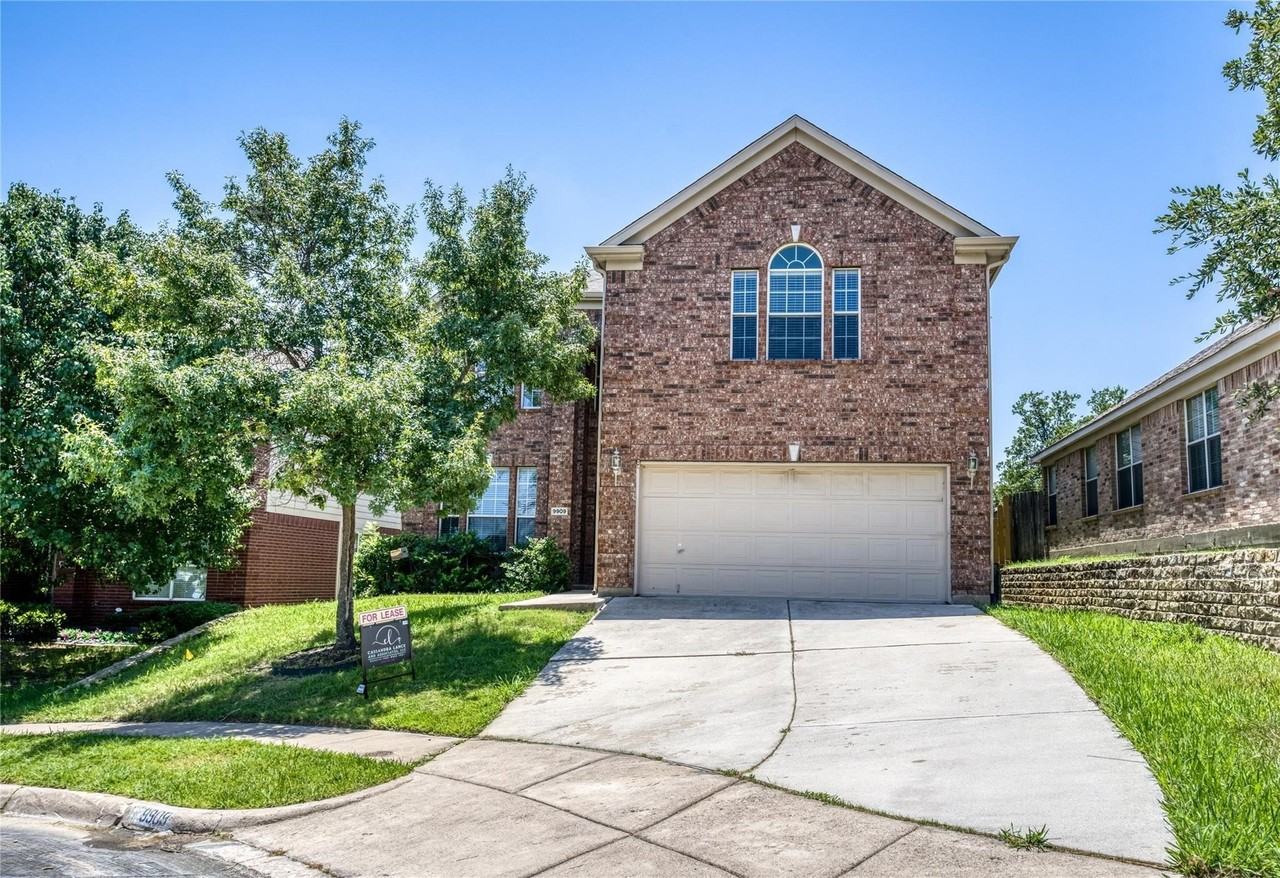 9909 Delamere Dr