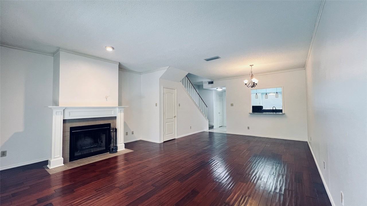 5859 Frankford Rd #1009 - Photo 5 of 25