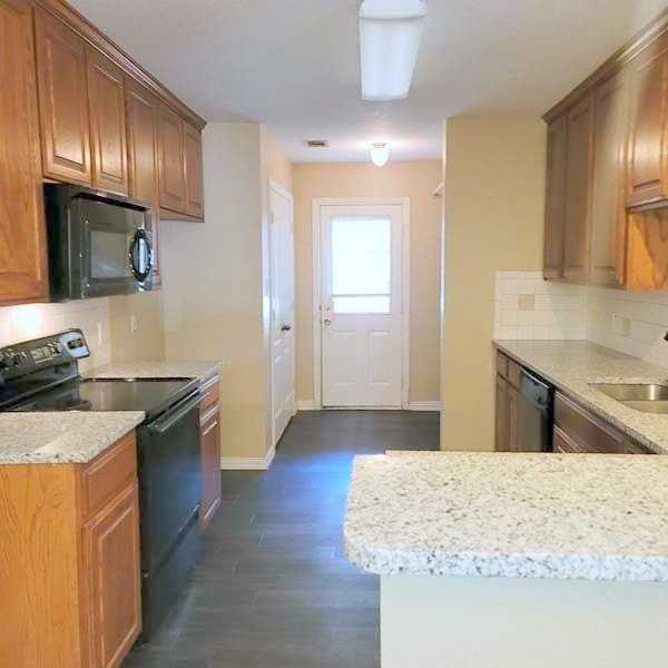 920 W Sierra Vista Ct - Photo 5 of 15