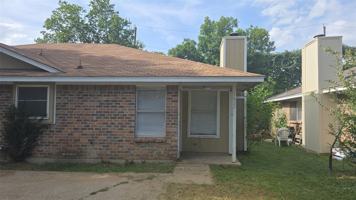 featured image of 1627 Windsong Ln