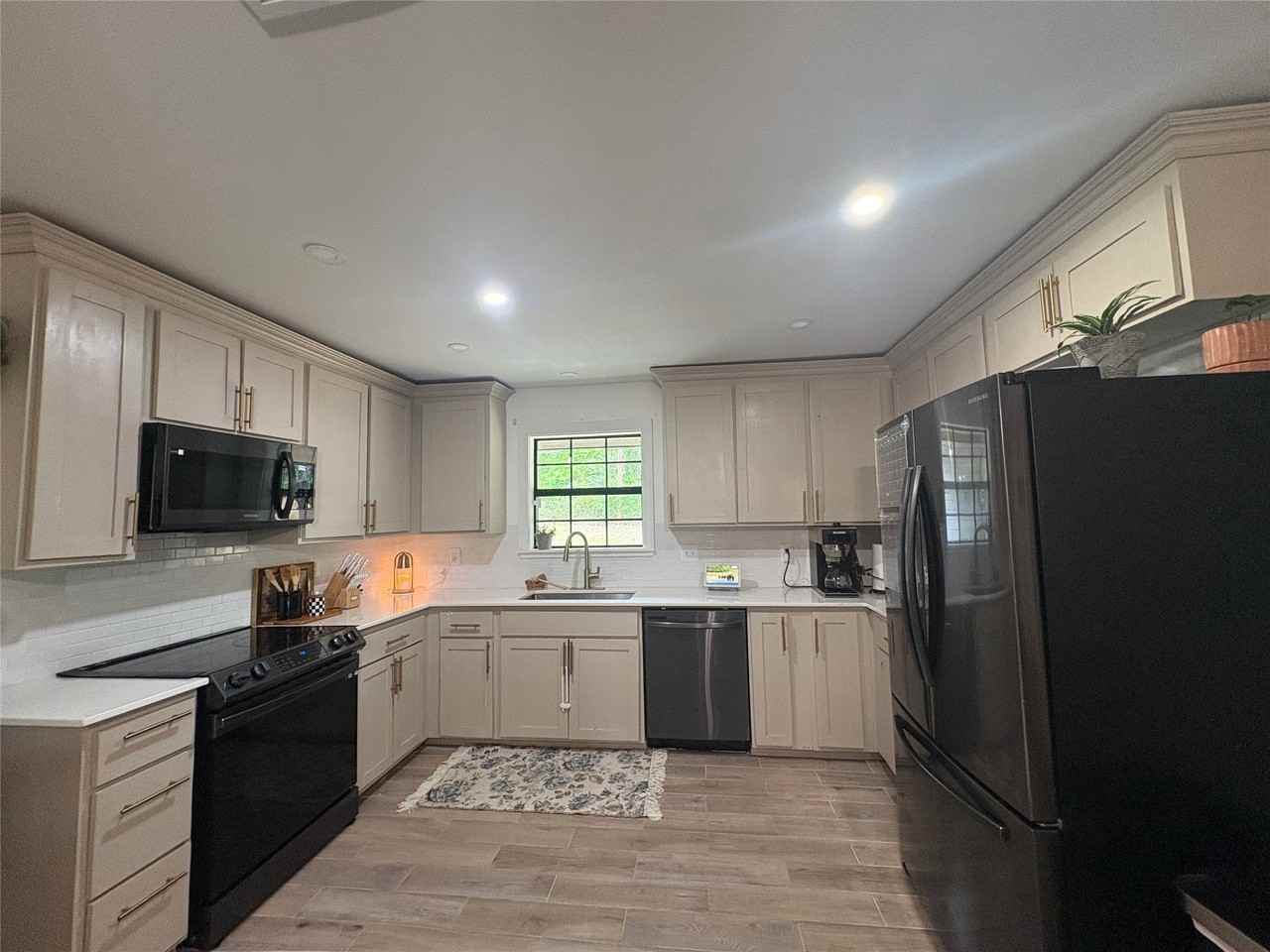 2648 Fm 2152 - Photo 3 of 33