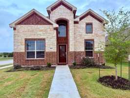 featured image of 9901 Diamondhead Dr