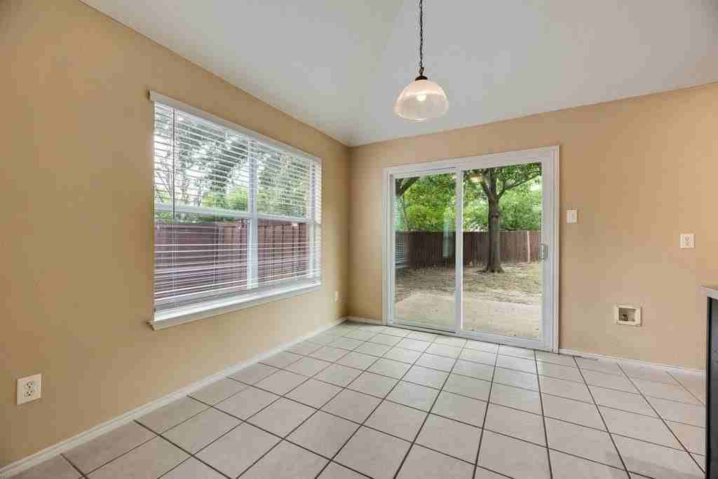 9300 Warren Dr - Photo 7 of 16