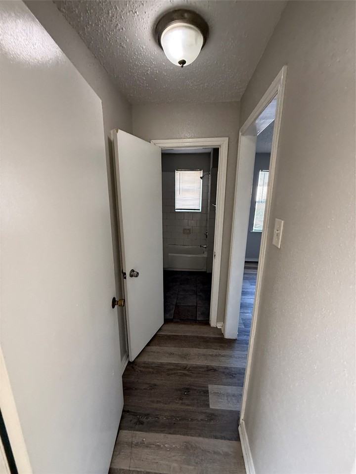 4520 Columbia Ave #2 - Photo 6 of 7