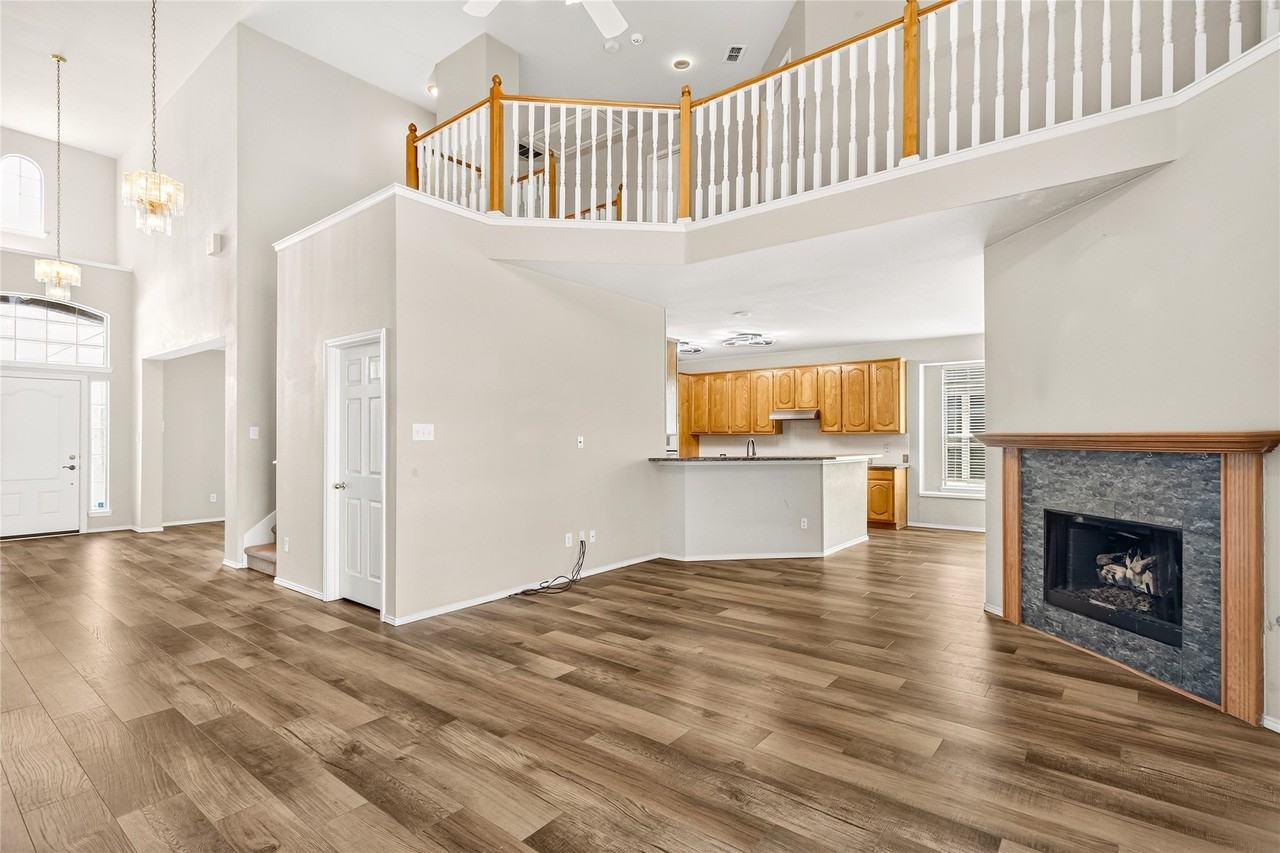 4325 Boca Raton Dr - Photo 4 of 28