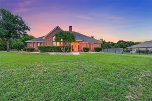 featured image of 909 San Saba Dr