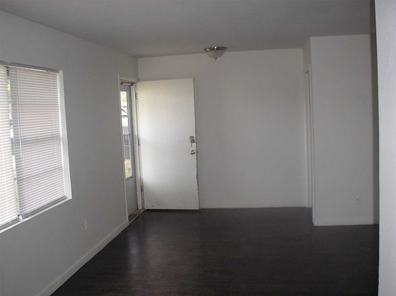 1224 N 66th St - Photo 4 of 12