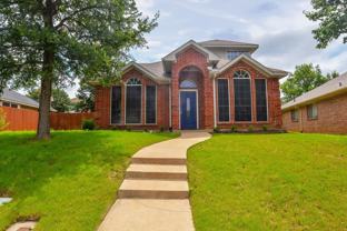 923 Kathryn Dr - Photo 1 of 1