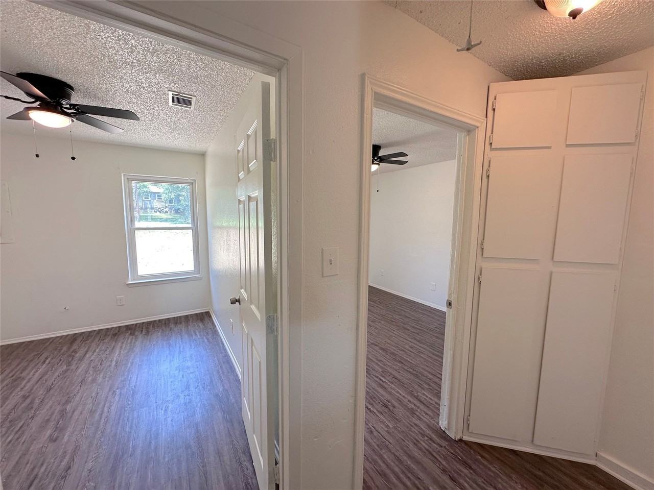 5408 Helmick Ave - Photo 7 of 10