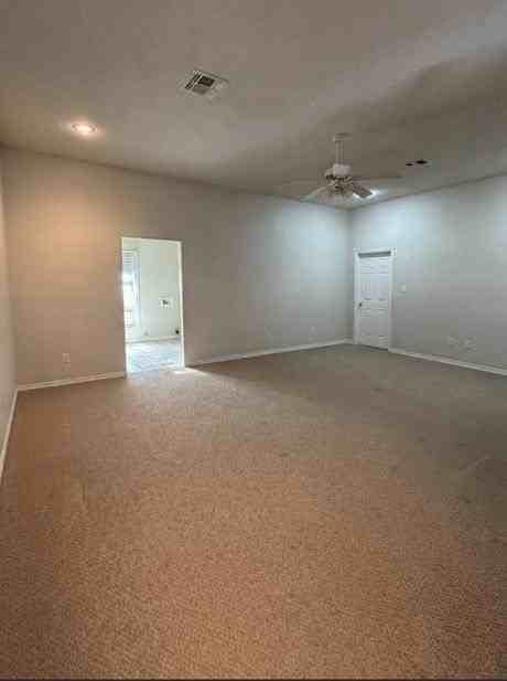 1010 Enlow Cir - Photo 5 of 11