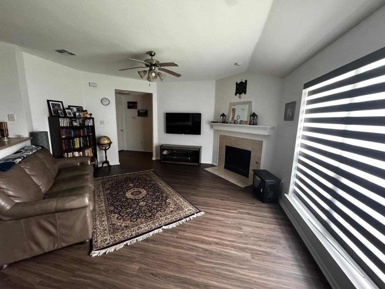 9900 Coolidge Dr - Photo 3 of 9