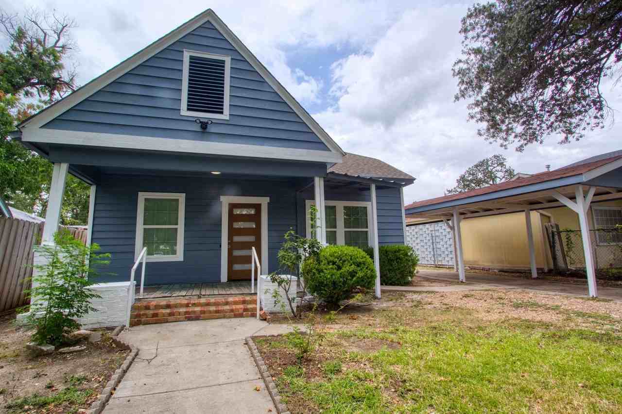 2511 W Lovers Ln - Photo 2 of 18