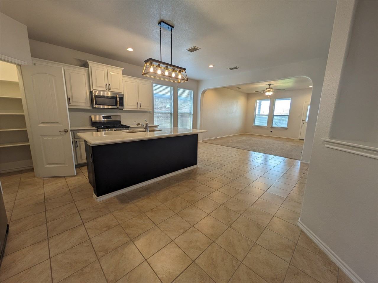 1108 Bowlus Dr - Photo 4 of 21