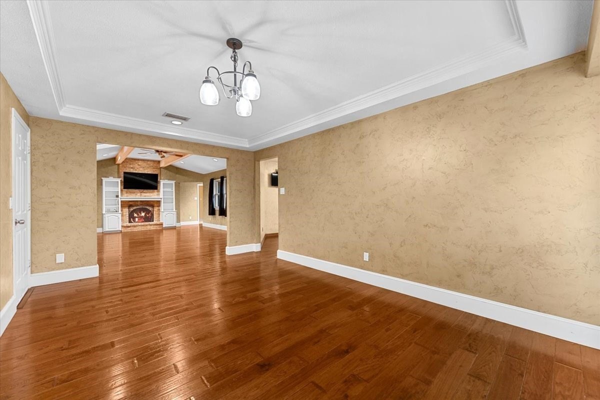 20 Timberline Dr - Photo 2 of 20