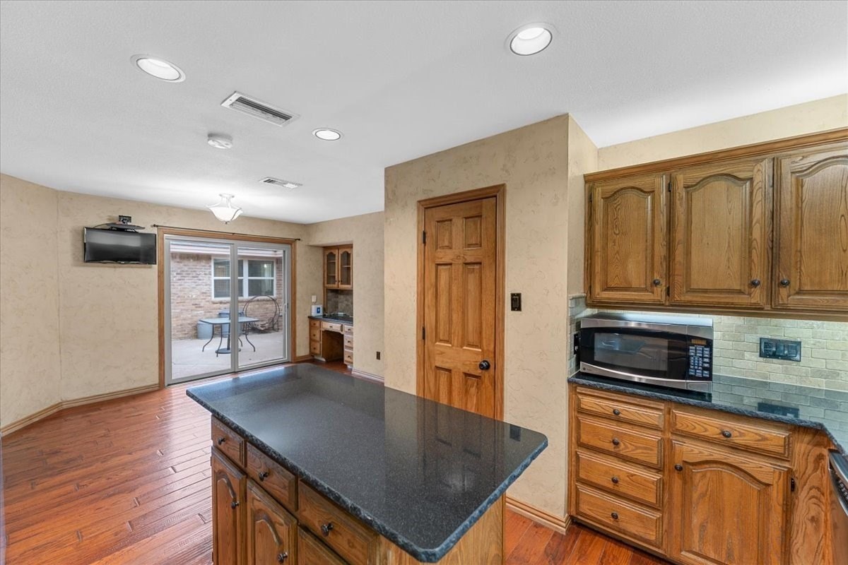 20 Timberline Dr - Photo 6 of 20