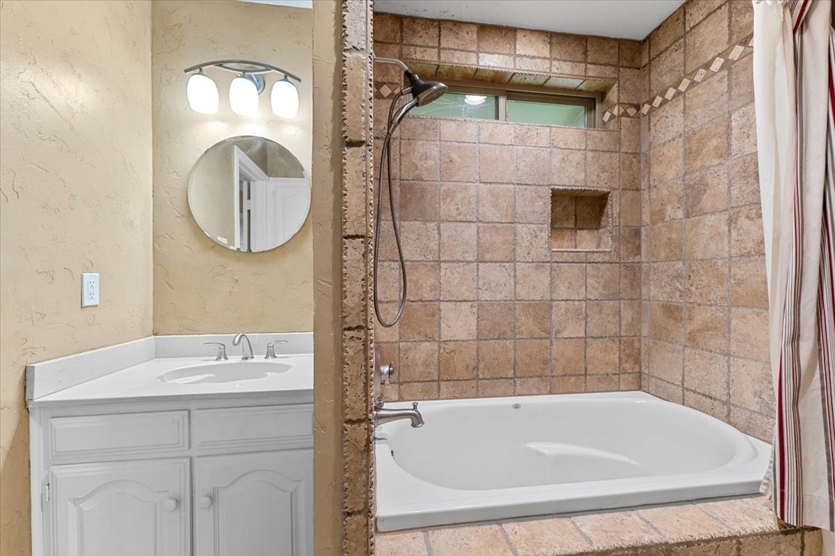 20 Timberline Dr - Photo 7 of 20