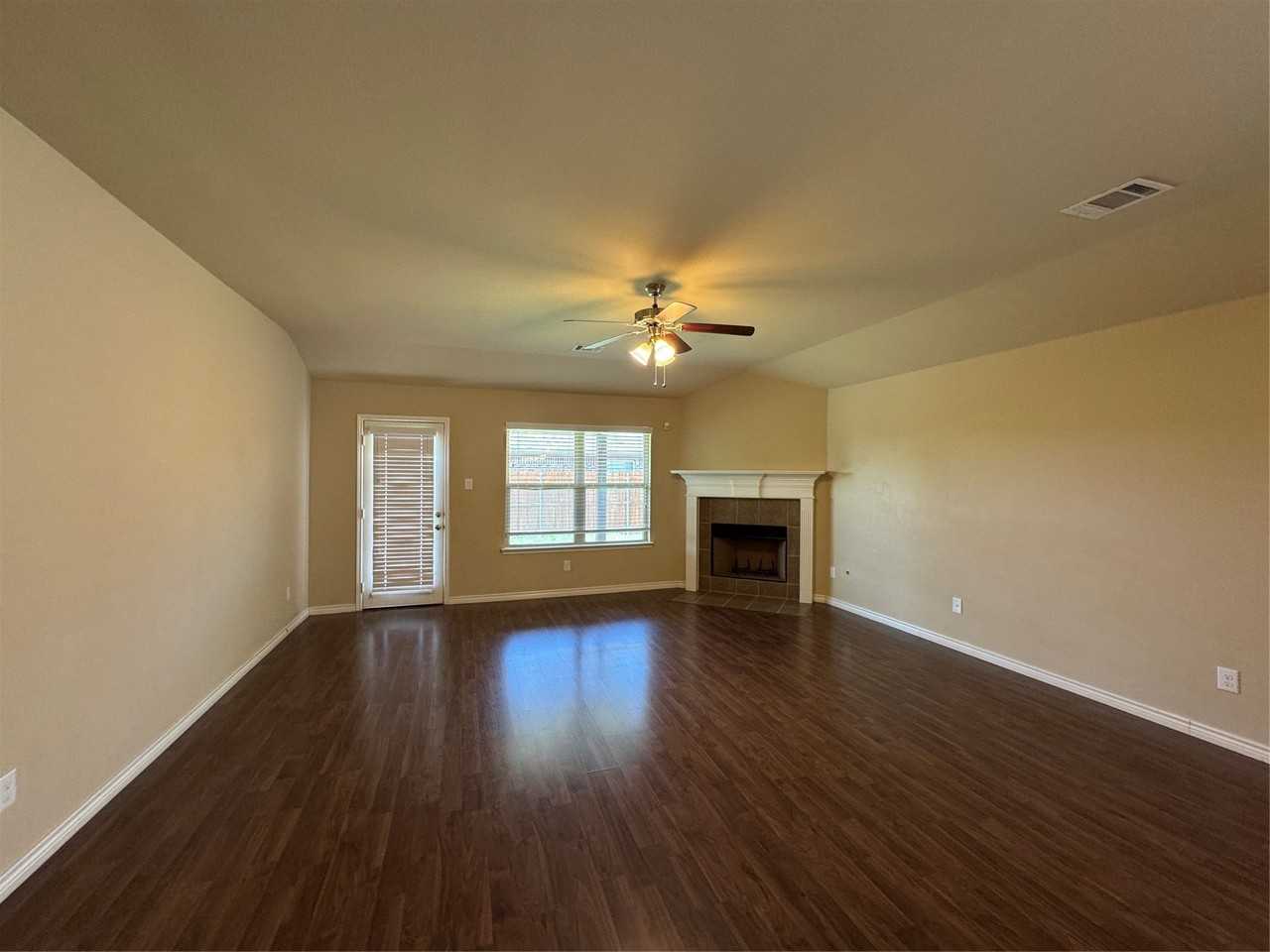 2108 Megan Creek Dr - Photo 2 of 22