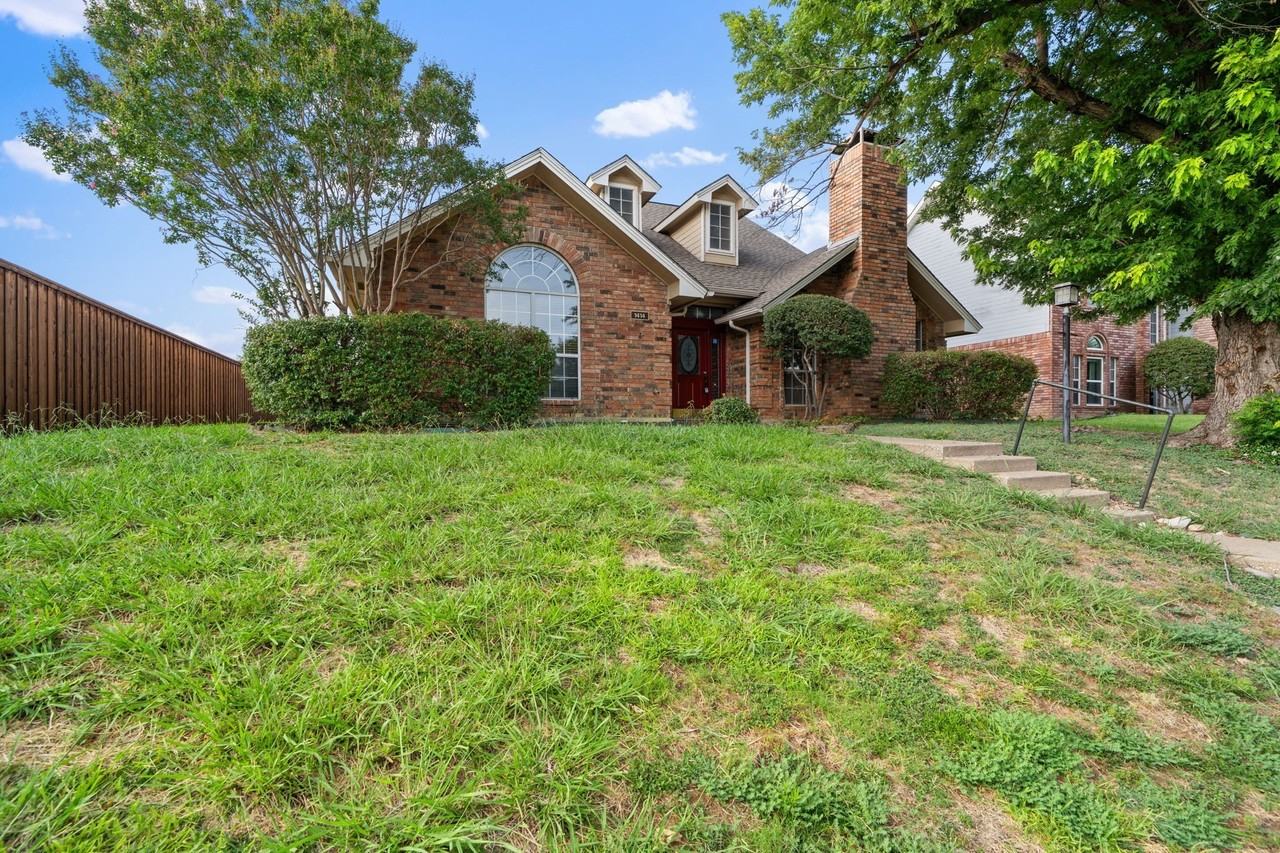 1414 Dudley Dr - Photo 2 of 25