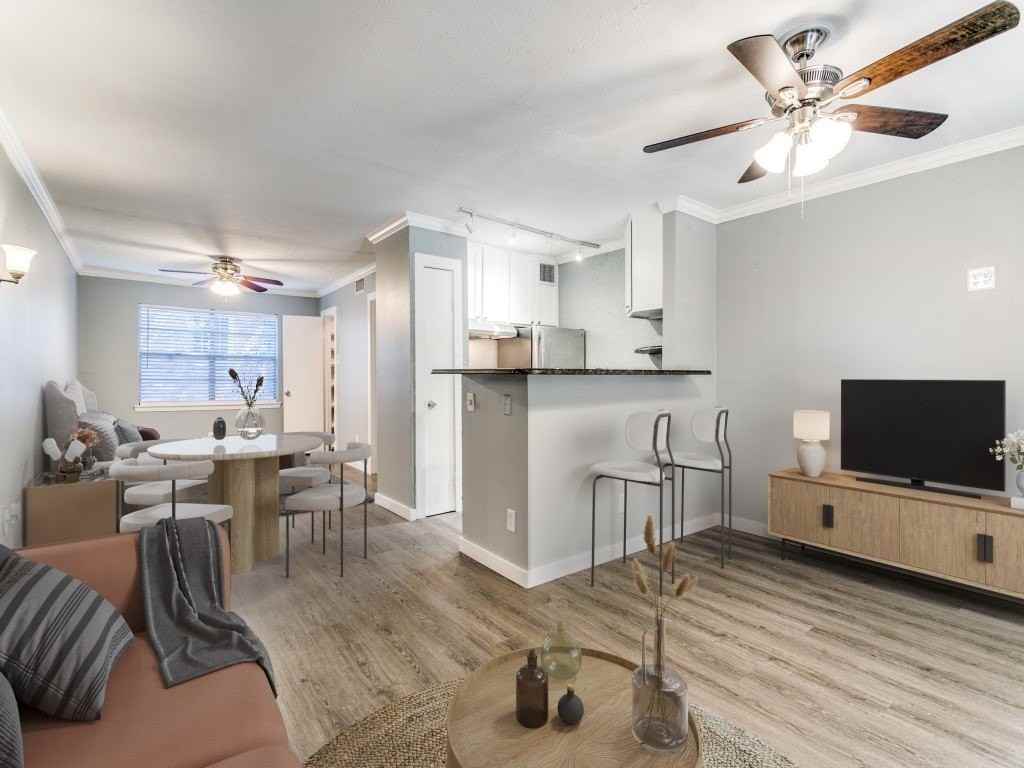 4525 Gilbert Ave #203 - Photo 2 of 6