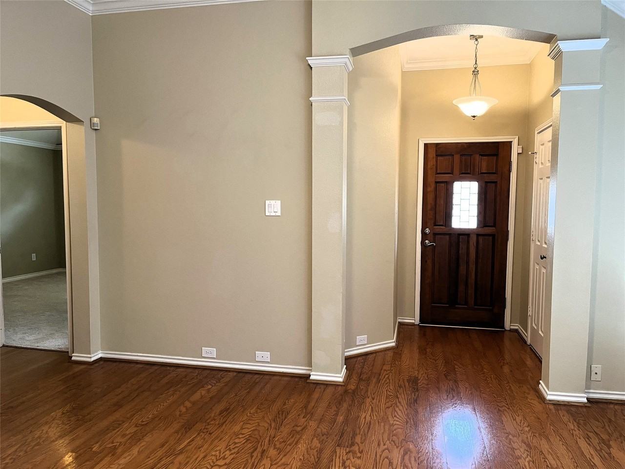 312 Moss Hill Rd - Photo 6 of 21