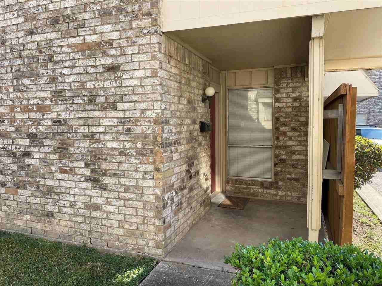 2313 Trellis Pl - Photo 2 of 22