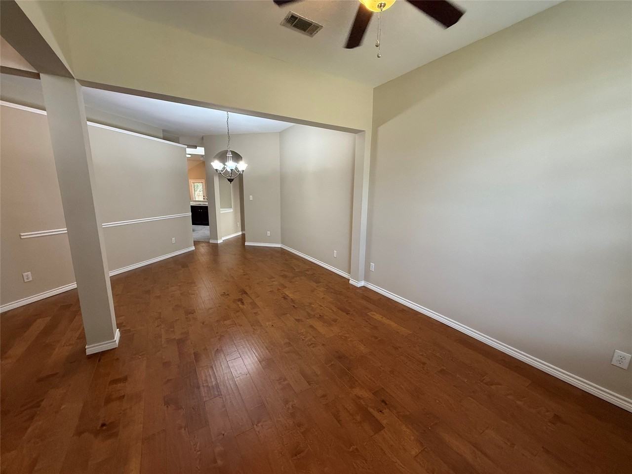 3425 Marsalis Ln - Photo 6 of 23