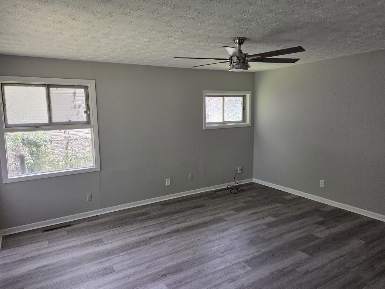 2433 Century Dr #1 - Photo 3 of 9