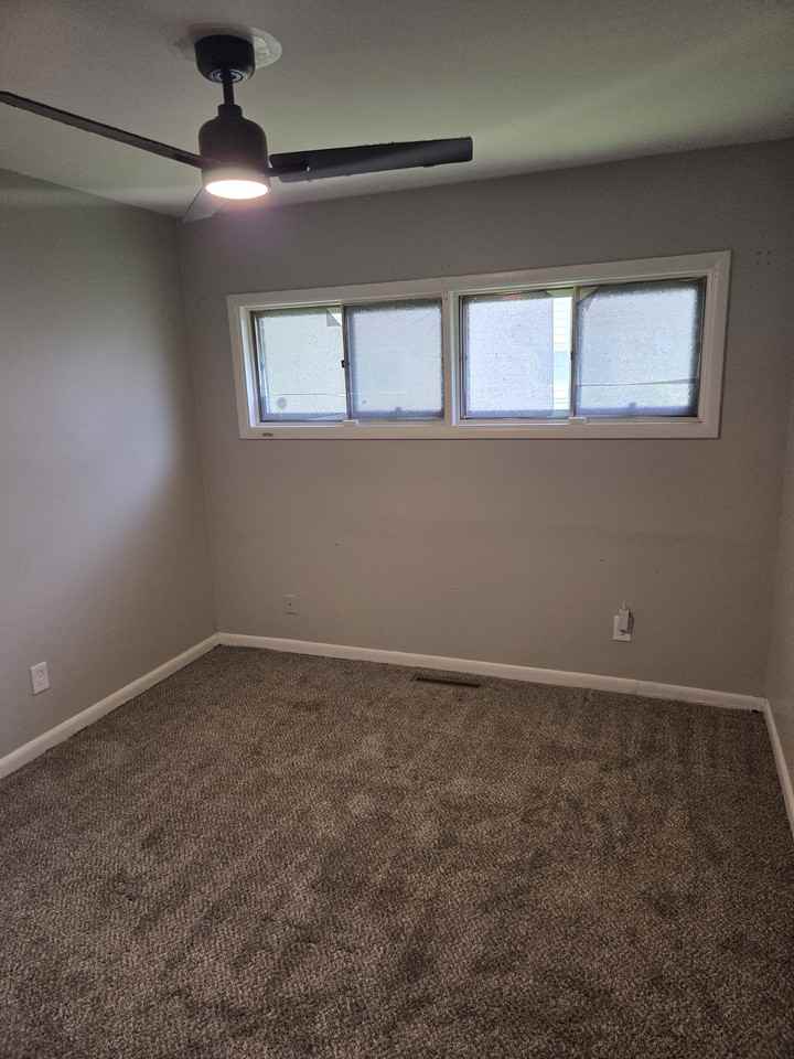 2433 Century Dr #1 - Photo 6 of 9