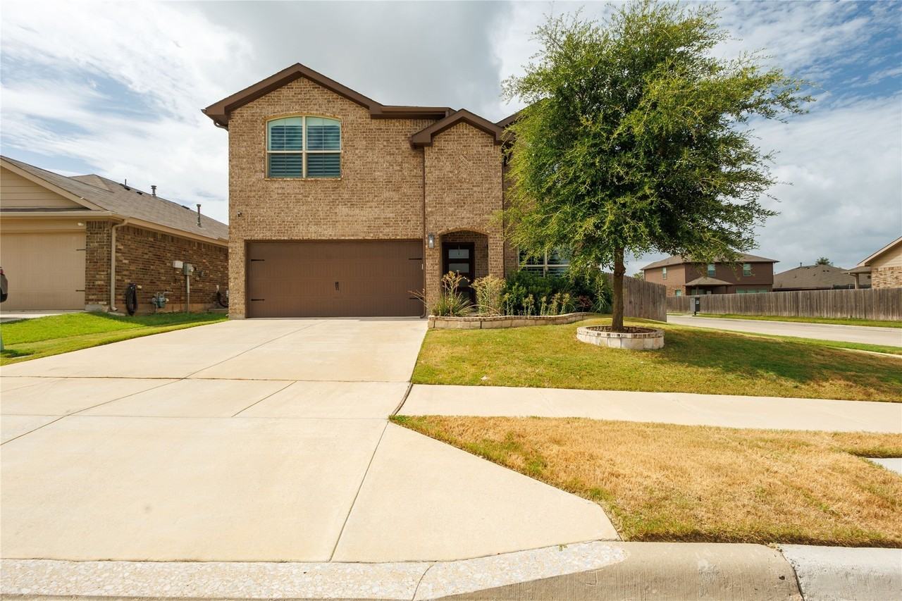 6317 Seagull Ln - Photo 2 of 27