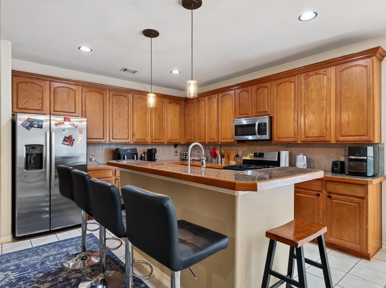 7912 Riverwalk Trl - Photo 6 of 31