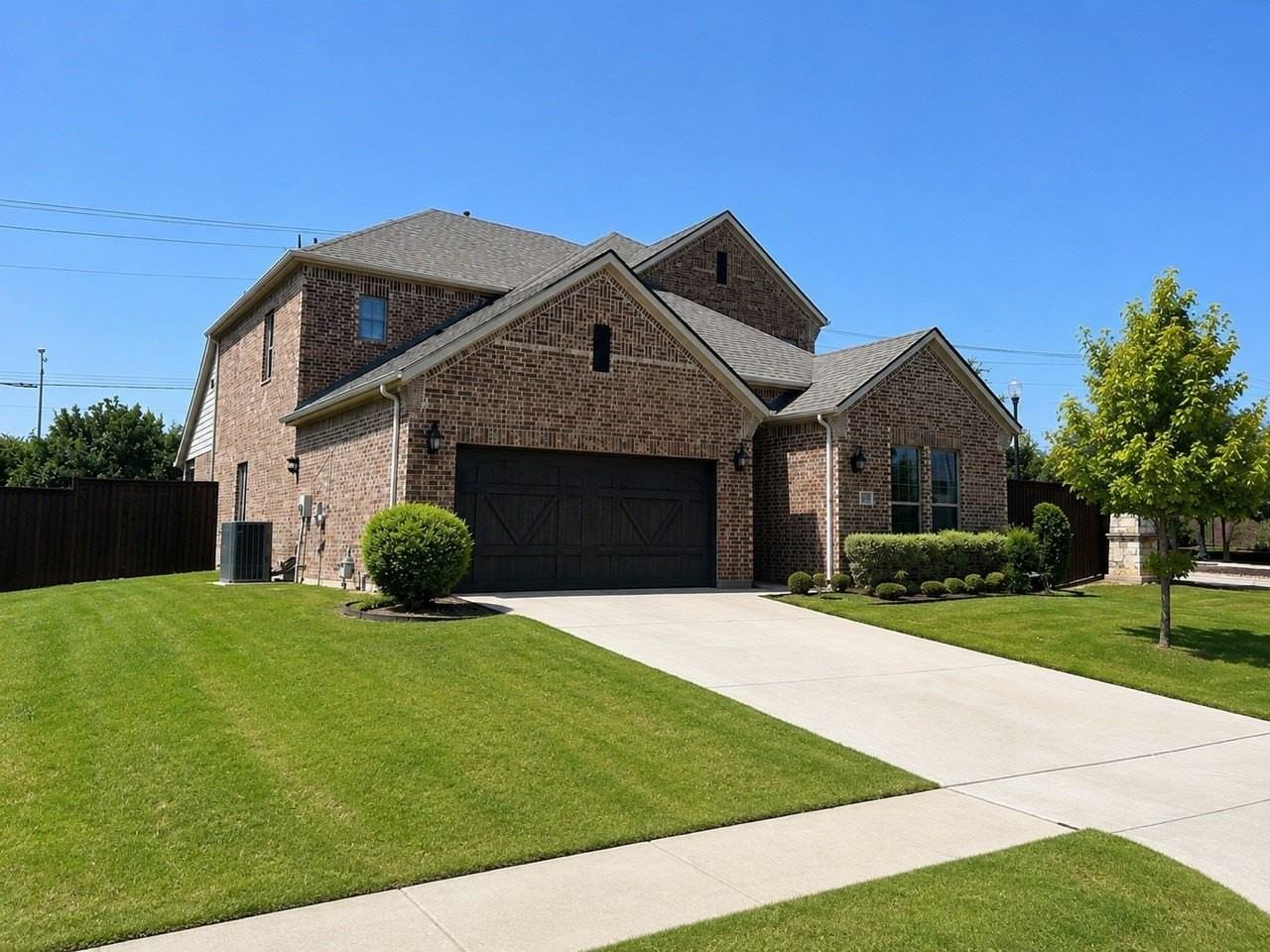 2000 Bent Creek Way - Photo 2 of 23