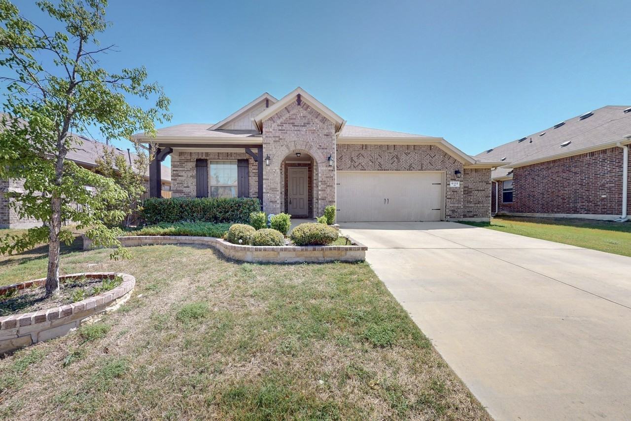 6112 Whale Rock Ct - Photo 2 of 28