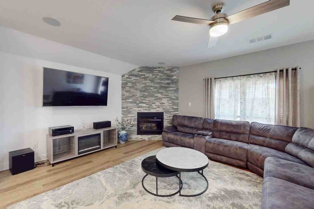 6112 Whale Rock Ct - Photo 5 of 28