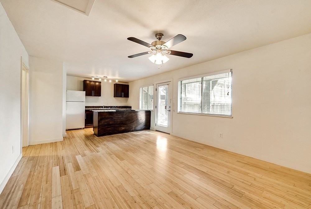 3900 W 7th St - Photo 6 of 9