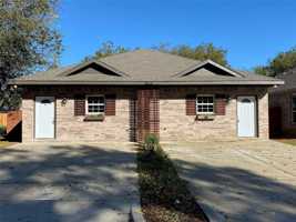 featured image of 729 E Brown St #B