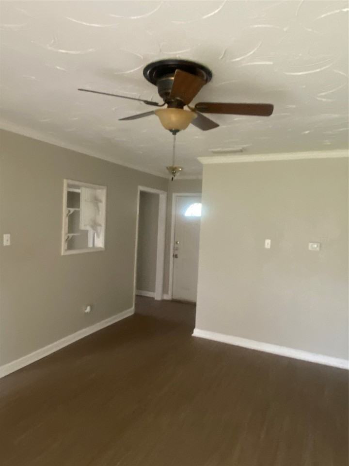 3420 Pacesetter Dr - Photo 3 of 21