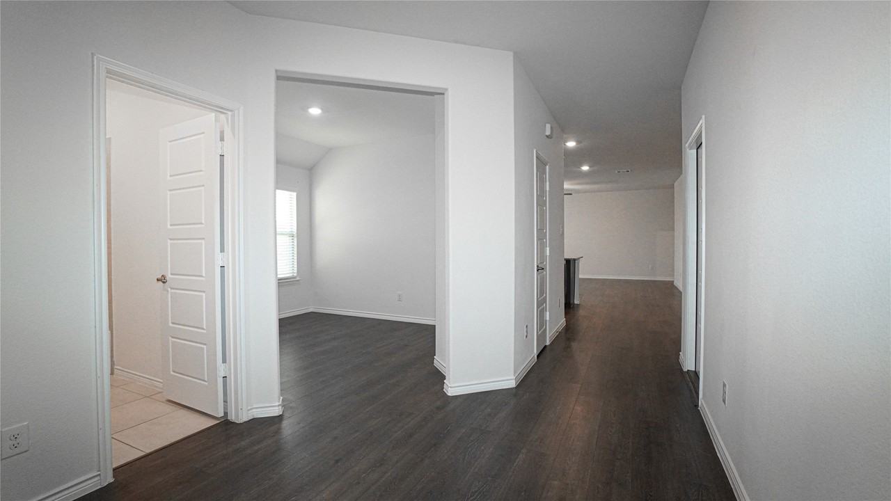 871 Philadelphia St - Photo 5 of 29