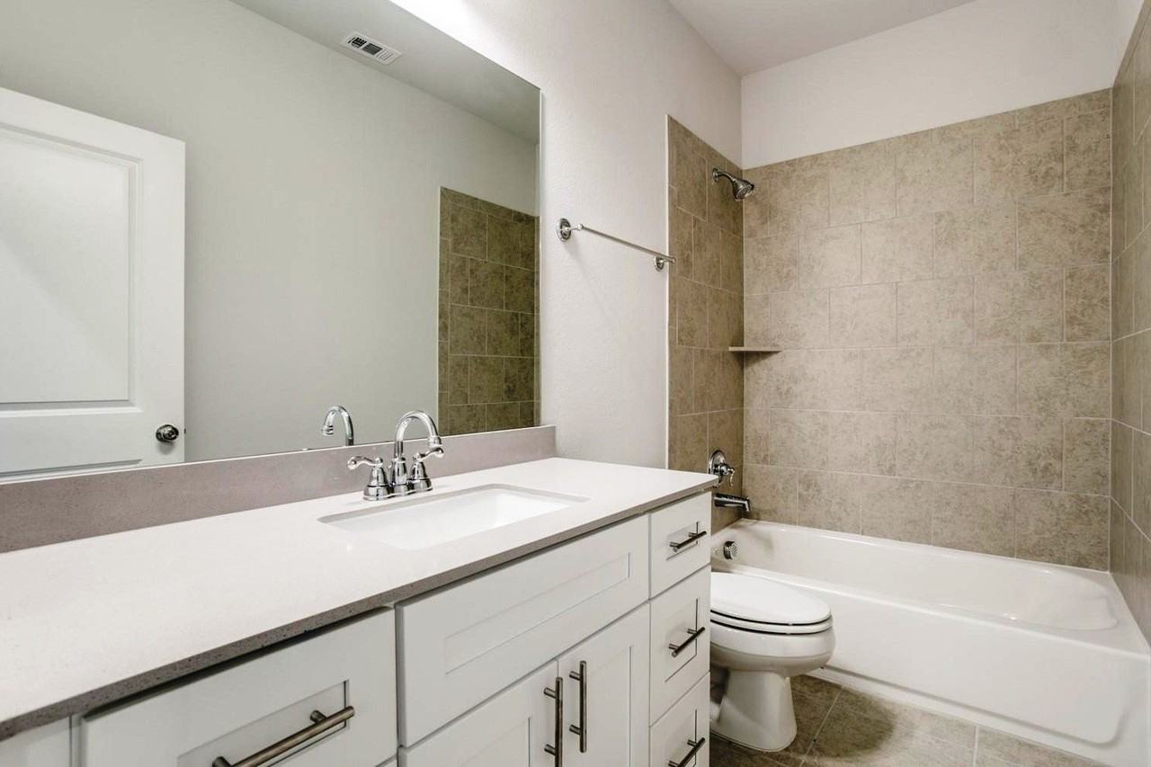 1006 Boyd Ln - Photo 5 of 7