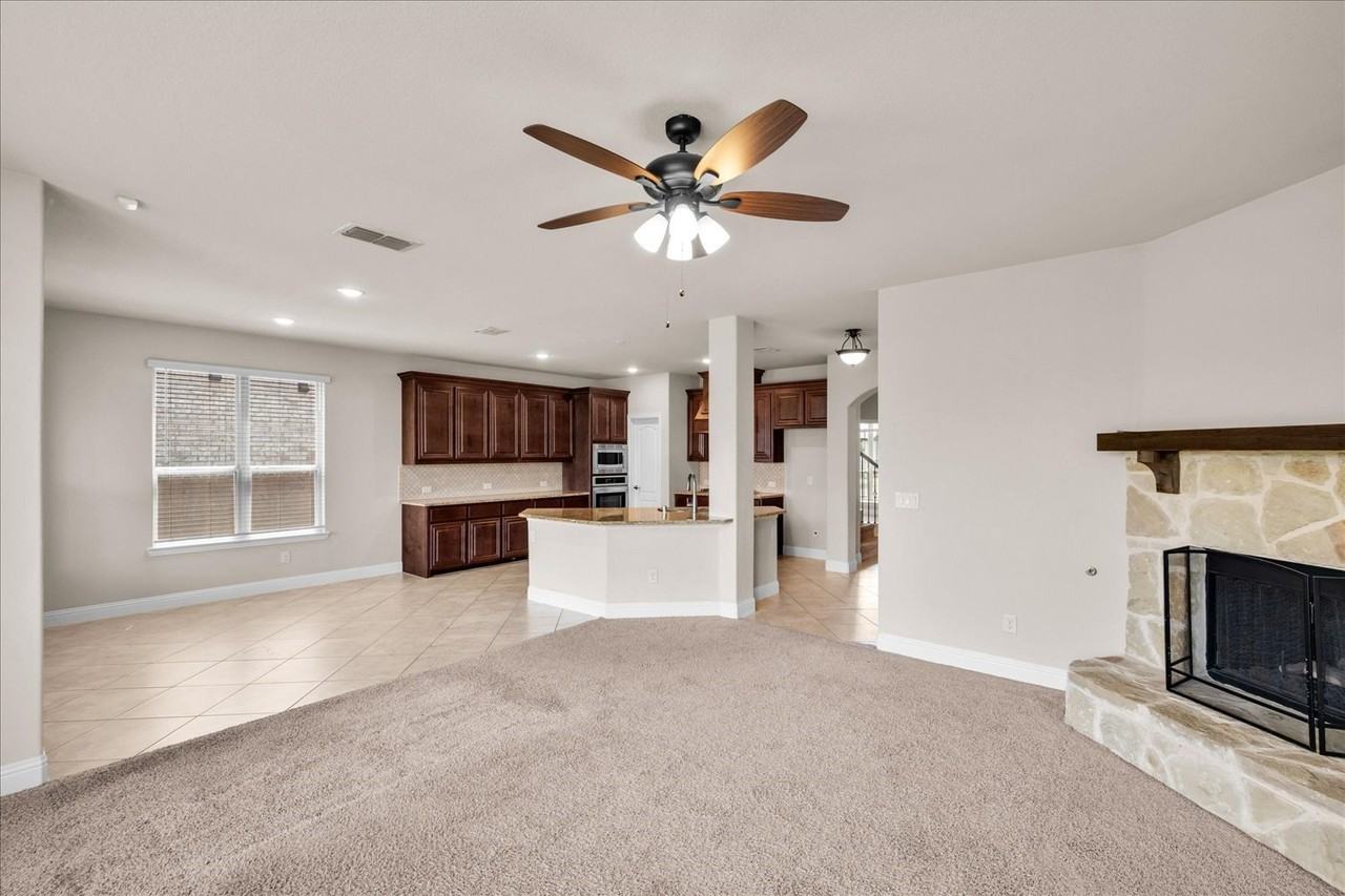 350 Red Cedar Dr - Photo 6 of 27