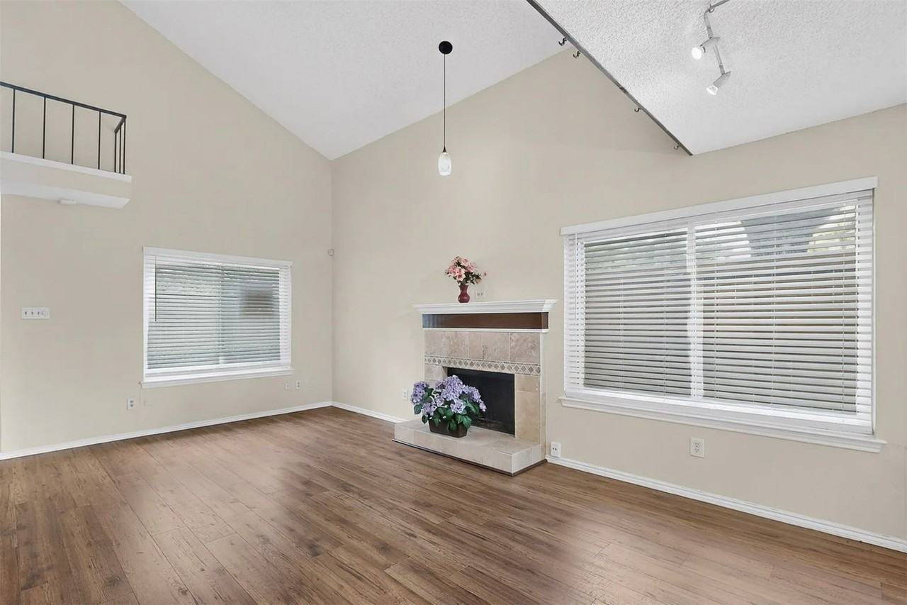 14151 Montfort Dr #367 - Photo 4 of 39