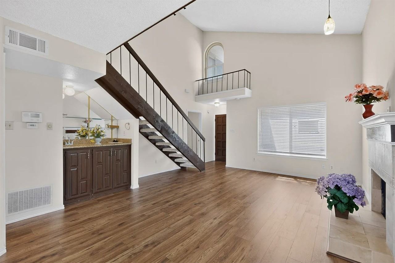 14151 Montfort Dr #367 - Photo 5 of 39