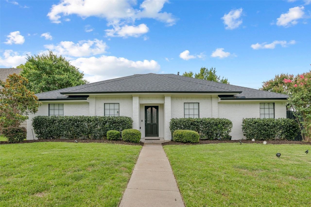 2600 Summertree Dr