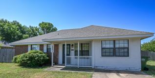 209 Brook Cir - Photo 1 of 1